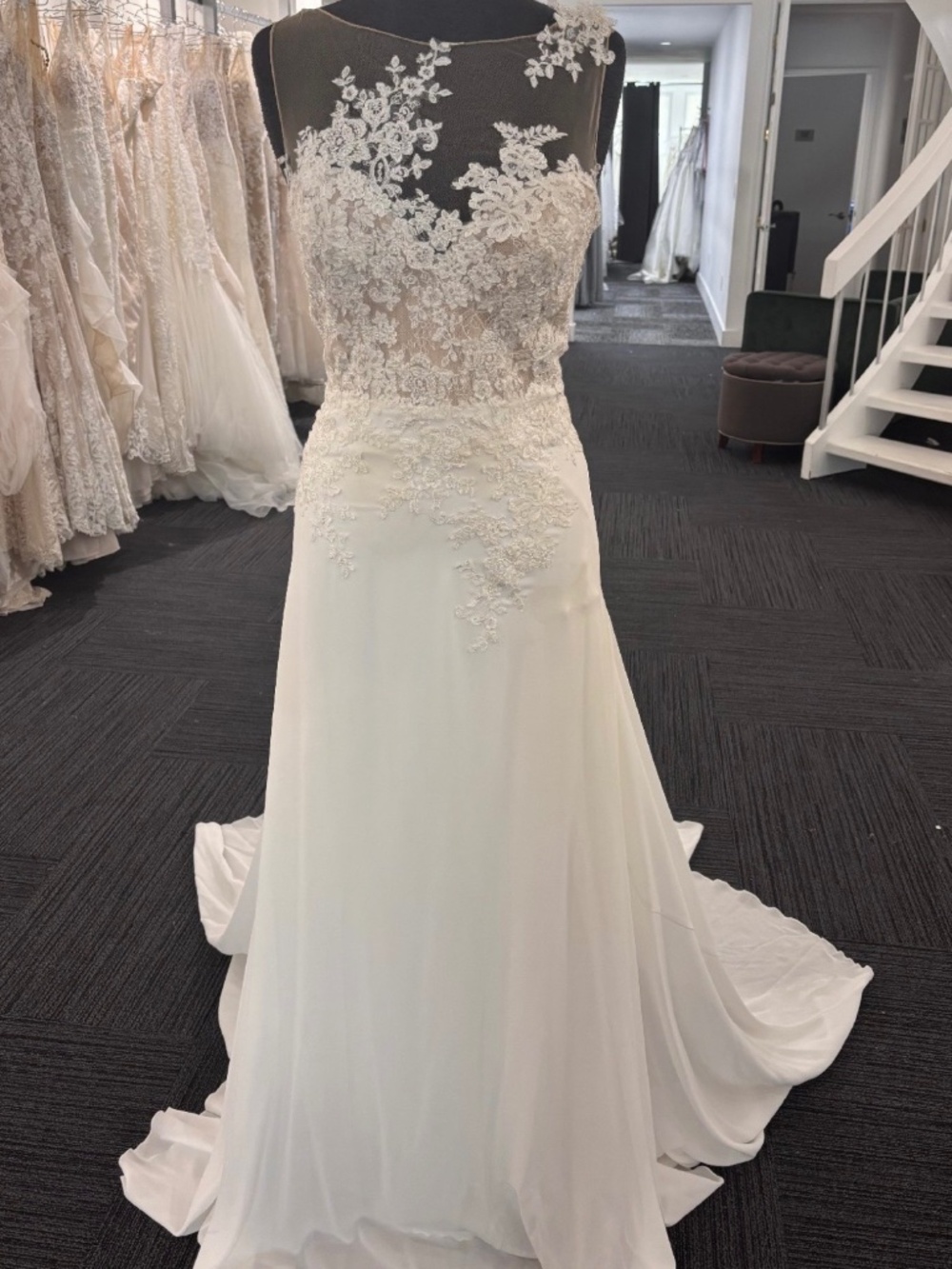Pronovias Figura White One Barcelona Ivory Wedding Dress 2018